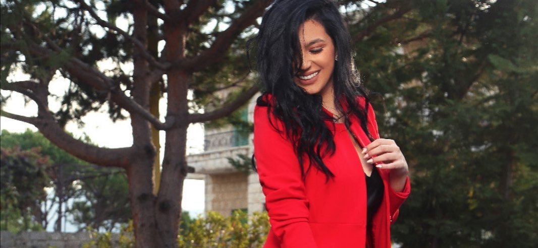 الإعلامية رنيم مزبودي الأشياء العظيمة لا تحصل بيوم واحد - صورة مميزة صورة مميزة: الإعلامية رنيم مزبودي الأشياء العظيمة لا تحصل بيوم واحد