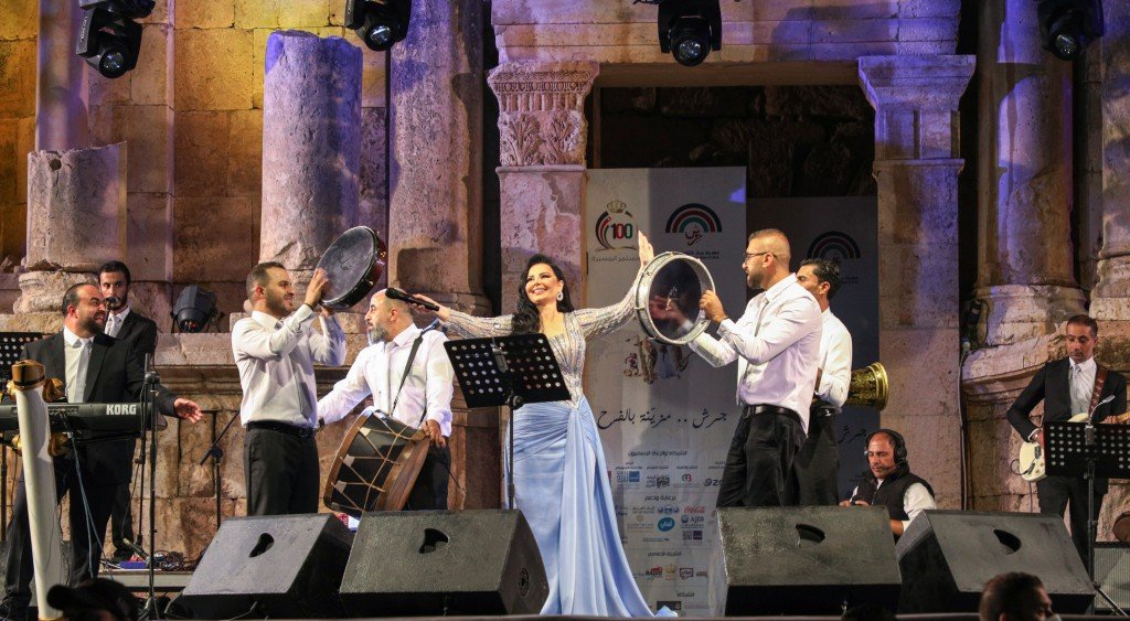 الوفاء عنوان سهرة ديانا كرزون الجماهيرية في مهرجان جرش