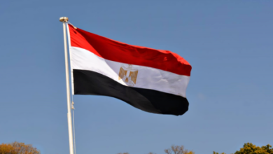 صورة توضيحية - سابوها مفلسة.. إعلامي مصري يرد على منتقدي ارتفاع الديون ()