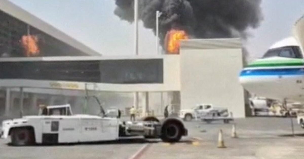 وكالة أسوشيتد برس: أضرار في الطوابق العليا بمقر أرامكو بالظهران - صورة مميزة وكالة أسوشيتد برس: أضرار في الطوابق العليا بمقر أرامكو بالظهران