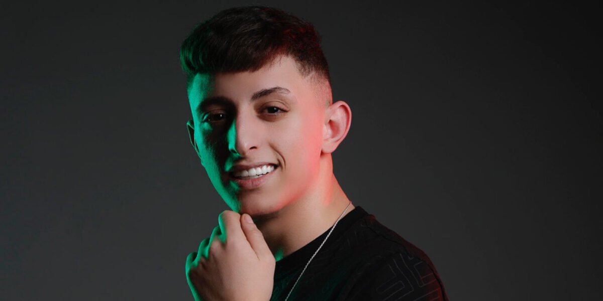 الفنان انس ابو سنينة يطلق أعمال جديدة قريباً