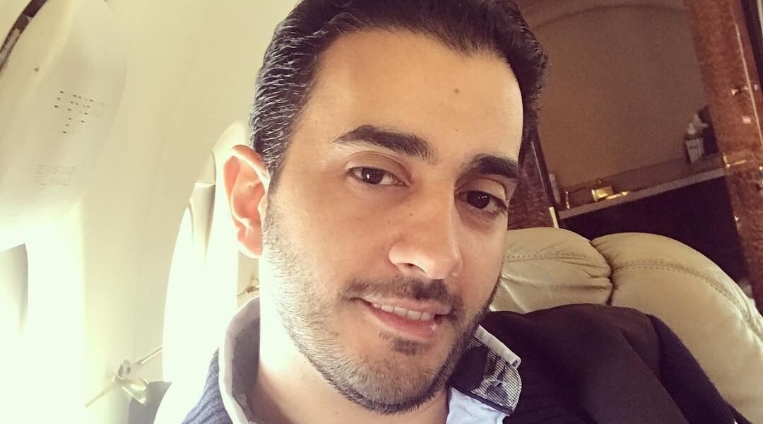 رجل الأعمال جاد صوايا يحضر مفاجأة خلف الستار - صورة مميزة رجل الأعمال جاد صوايا يحضر مفاجأة خلف الستار