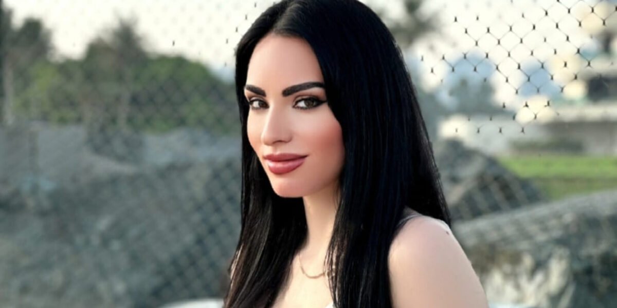 كعبي عالي للفنانة أريج تناري تتخطى عتبة النصف مليون مشاهدة