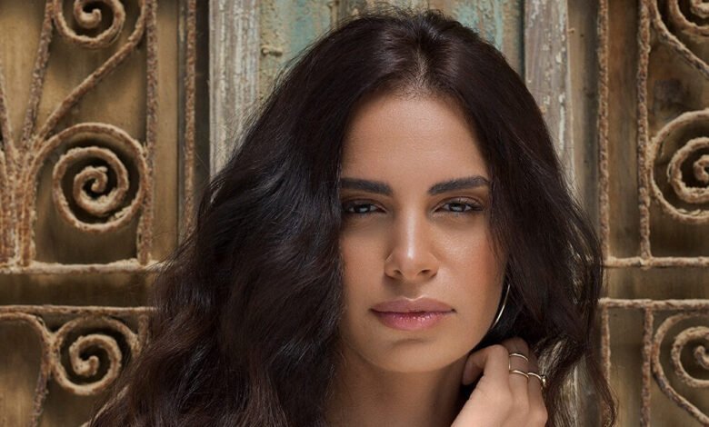 أمال ماهر توجه رسالة الى جمهورها العزيز ورسالتها فيها حزن شديد