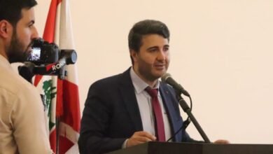 أنطوان يزبك لن ينقطع الوتر لأحمد دهيني رواية خارقة تجمع بين الفلسفة والحب والمافيا