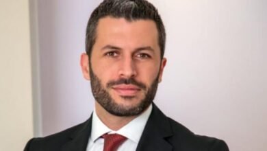 الدكتور جورج زيادة الإقبال كبير على عمليات شفط دهون الخد