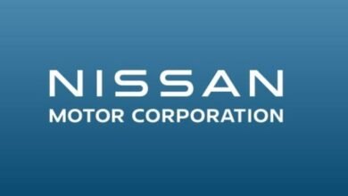 مرسيدس بنز تبيع حصتها في نيسان وسهم الشركة اليابانية يهبط 6%